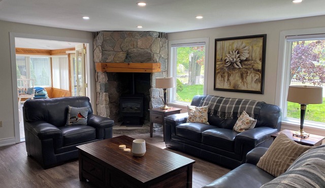 Wasaga Beach Water Front Country Styled Home Near Blue Mountain - Four Bedroom