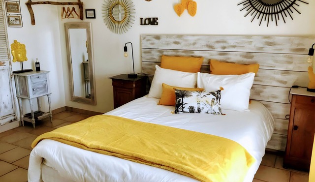 Wasaï Guest Room with Private Terrace, Wi-Fi, and Air Conditioning