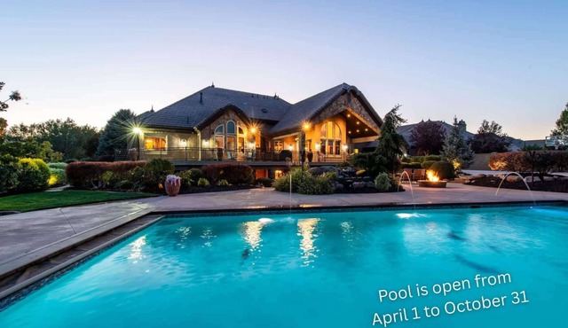 Wasatch Luxury Estate with Indoor Pickleball Theatre and Hot Tub
