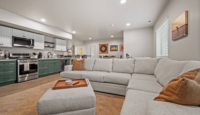 Wasatch Peak Chateau R3b| Snowbasin Skiing |Unit B