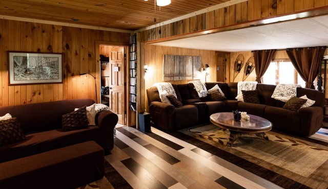 Wascott Cabin Tastefully Appointed