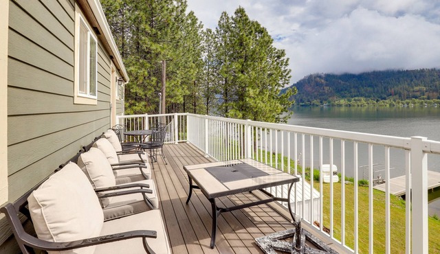 Washington House w/ Boat Dock & Water View