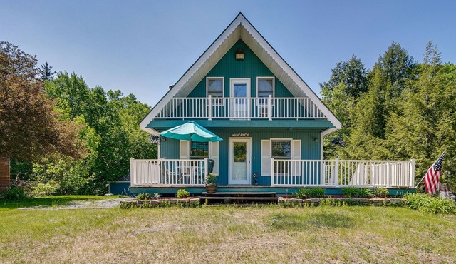 Washington Vacation Rental w/Lake Access & Grill!