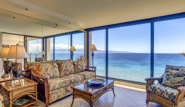 Watch the turtles from your lanai! 11TH FLOOR Luxury Condo on Ka'anapali Beach!