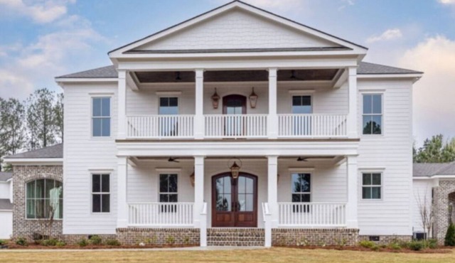 Water and Golf coarse view. In Charming North Augusta.