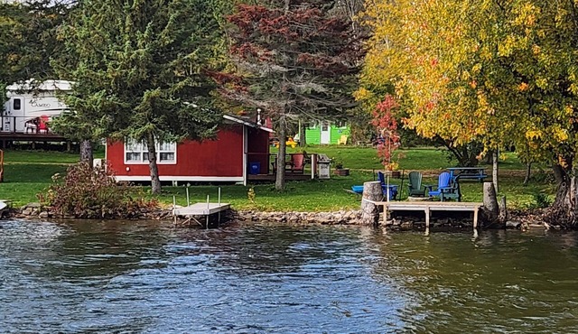 Water Front 2 Bedroom Cottage 9