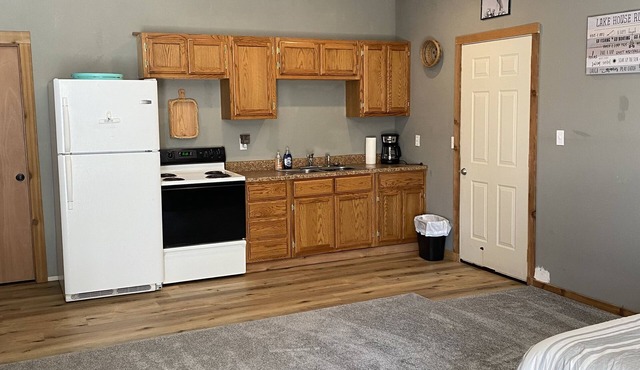 Water front Lake of the Ozarks Studio Apartment