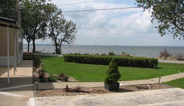 Water Front, Quiet Location, Lake Erie Islands, Marina, Cedar Point