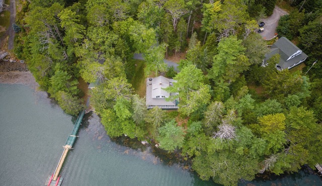 Water's Edge - Waterfront Cottage on Southport - Wrap-Around Porch!