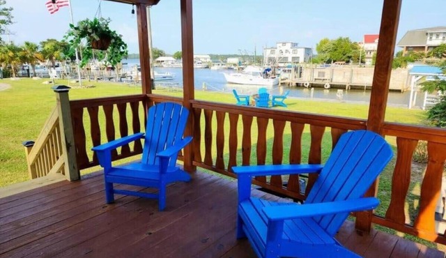 Water view Cabin near North Topsail Beach