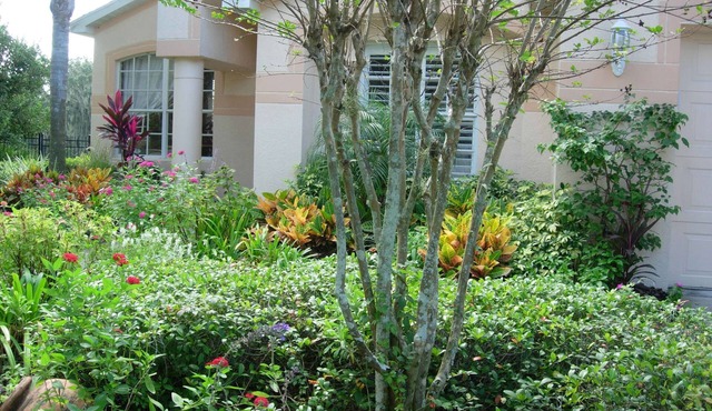 Water View Home, Family Friendly Community, HOA requires a 7-month lease