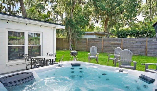 Water View, Hot Tub, Games, Fire Pit, Boat Parking