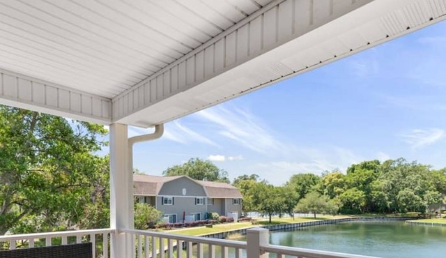 Water View - optional BIKES - Walk 2 Pier Village