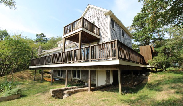 Water View Retreat Close to Indian Neck Beach (2319)