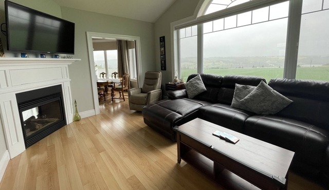 Water View Vacation Home In New Glasgow- Close To Golf Courses & Beaches