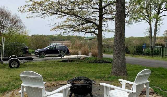 Water Views - Close to Downtown Annapolis