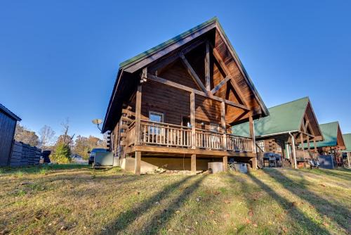 Water Views! Serene Rough River Family Cabin