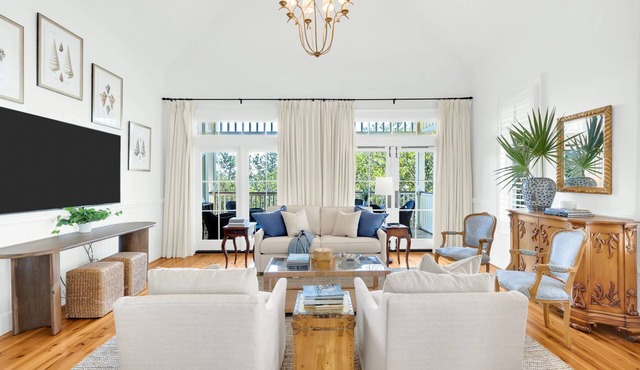 WaterColor Condo‑Retreat | 2.5BR/2BA - Bikes, Balcony, Walk to Beach Club