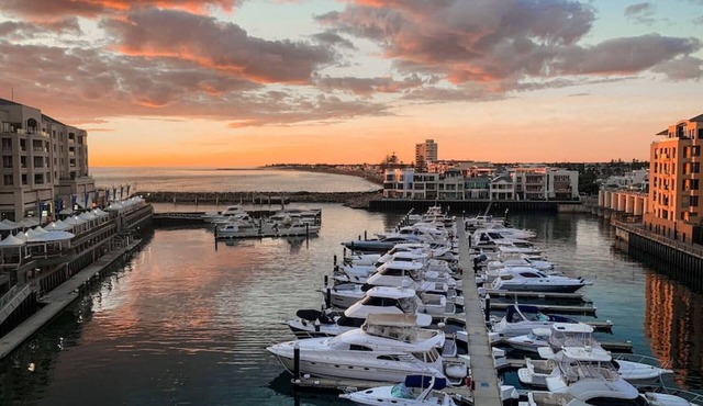 Watercolours on Marina - Glenelg Beach, SA