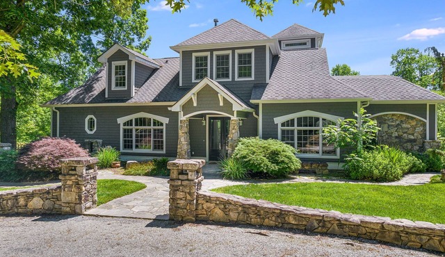 Waterfall Manor | Mountain Luxury w/Fireplaces & Views + Biltmore Pass