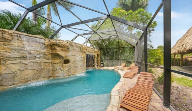 Waterfall Pool! Tiki Hut! Amazing Retreat Property