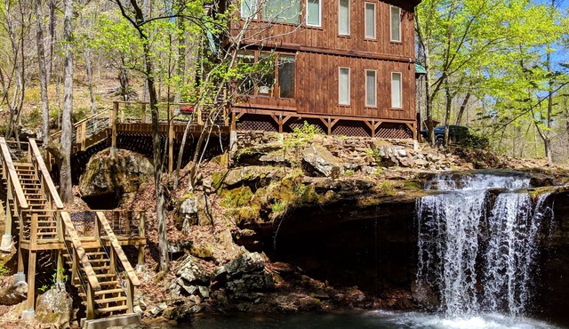 Waterfall Wilderness Retreat Bordering the Ozark National Forest