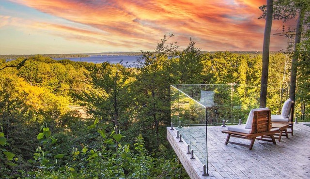 𝗪𝗔𝗧𝗘𝗥𝗙𝗔𝗟𝗟𝗦 𝗩𝗜𝗟𝗟𝗔 - 𝗔 𝗟𝗨𝗫𝗨𝗥𝗜𝗢𝗨𝗦 𝗥𝗘𝗧𝗥𝗘𝗔𝗧 & 𝗦𝗣𝗔