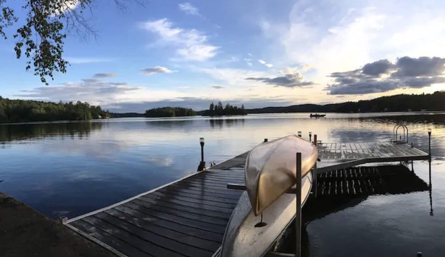 Waterfont cottage Lac Louisa