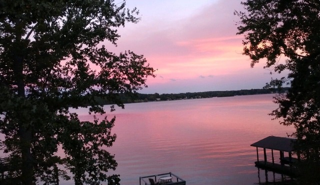 WATERFRONT! Lake Norman Vacation Rental and Corporate Housing 2 Bedrooms