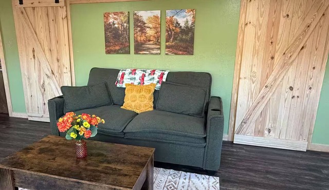 Waterfront 1-bedroom cottage in Bainbridge GA