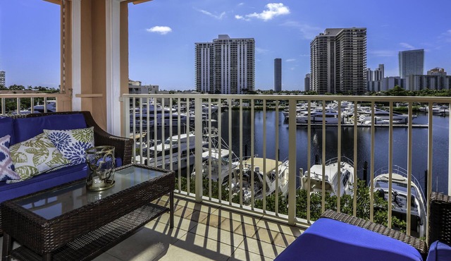Waterfront 1BR w/Stunning Intracoastal Views - Yacht Club Aventura