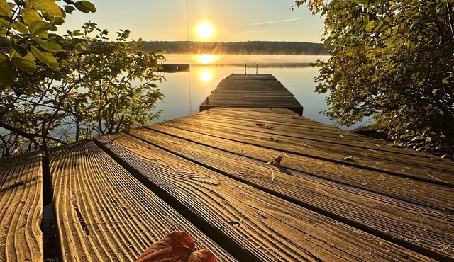 WATERFRONT 20' from Lake EndofRoad Float KayaksFirepit FSBO Oct Close 2 wks left