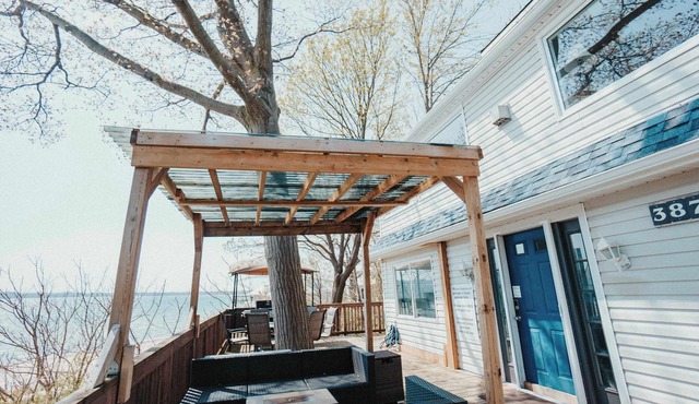 Waterfront 2BR Loft w/Sunset View!