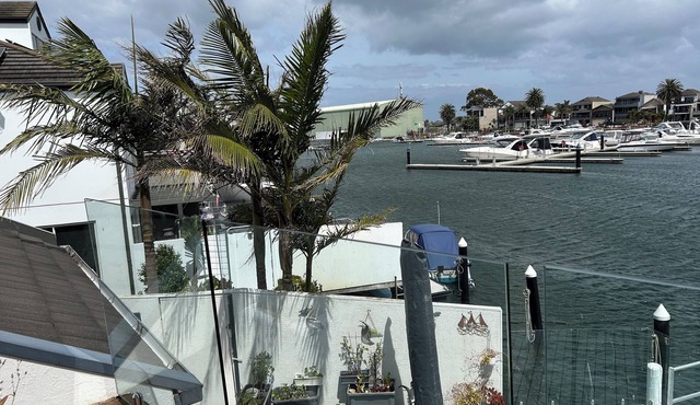 Waterfront 3 bed Townhouse in gated community