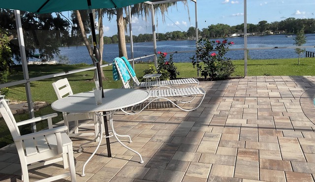 Waterfront 3 bedroom Pool home in Floral City- Serene & Private