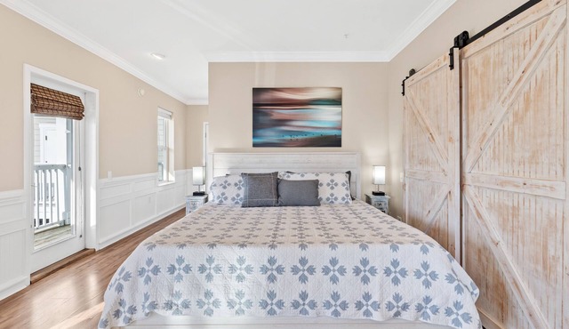 Waterfront #3 King/Studio 1BR- Waterfront Downtown Southport-NO HIDDEN FEES