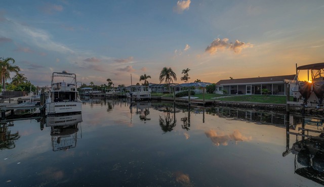 Waterfront 3BR/2BR Coastal Retreat w/Pool