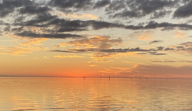 Waterfront & 4 minutes from the Gulf of Mexico