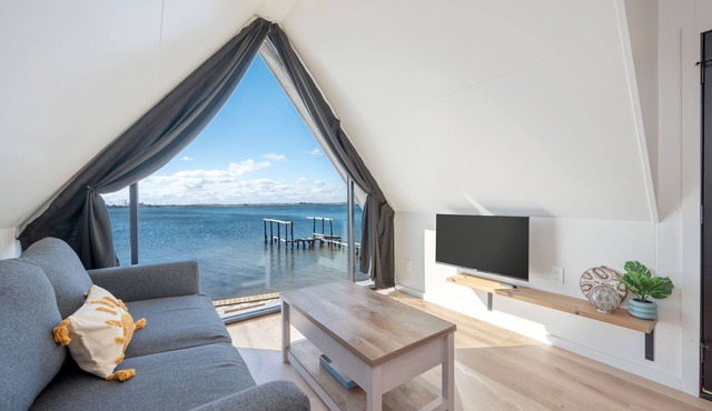 Waterfront A-Frame Panoramic Sunset Views