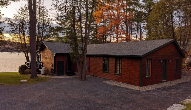 Waterfront Adirondack Camp on Willsboro Bay - Dock, Kayaks, Fireplace