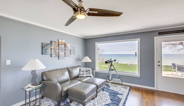 Waterfront Algoma Vacation Rental on Lake Michigan