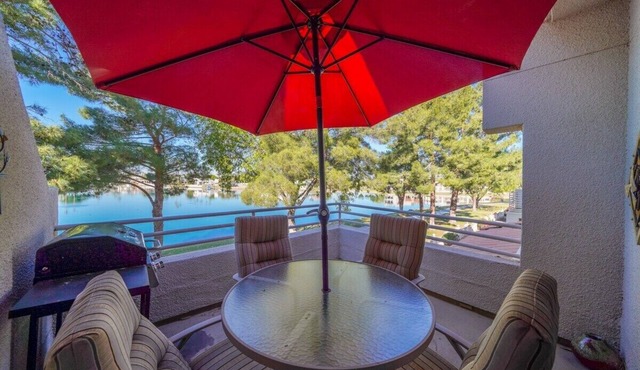 Waterfront-Amazing View w Fireworks, Private Gated, Family Friendly, Pet Friendly