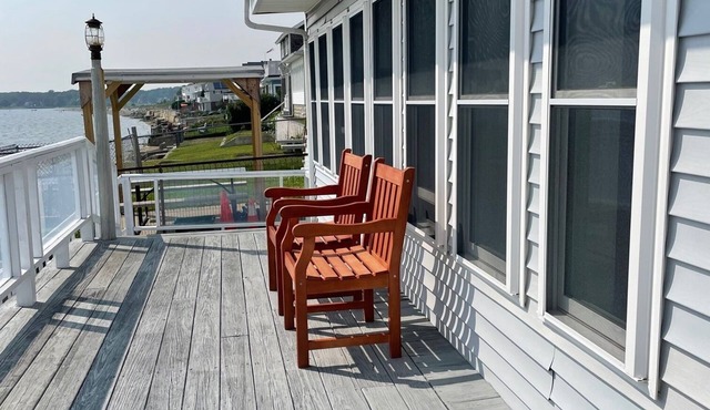 Waterfront apartment