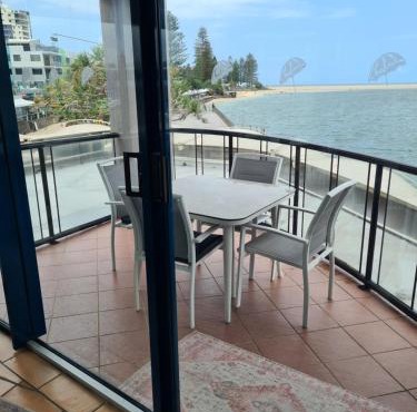 Waterfront Apartments Caloundra