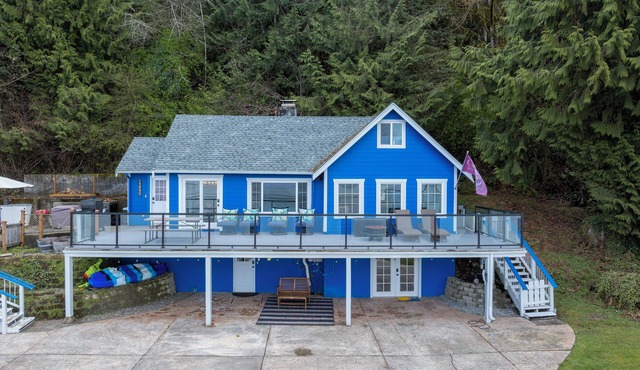Waterfront Bliss on Coastal Hood Canal