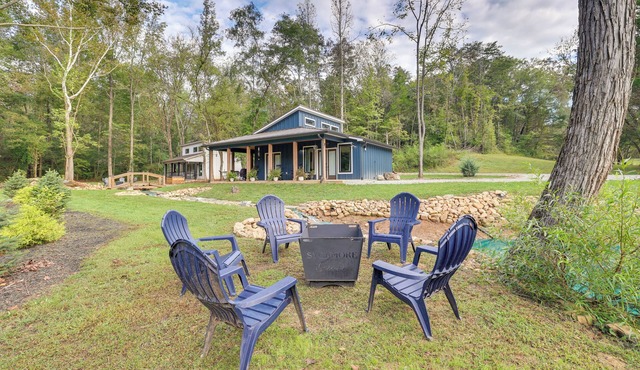 Waterfront 'Blue Spruce' Small Home in Wildwood!