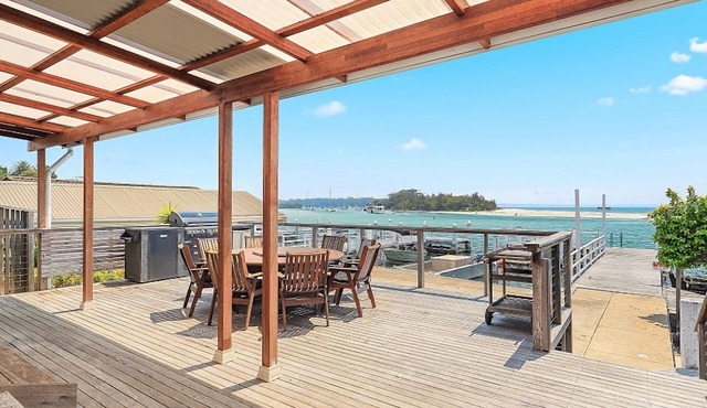 Waterfront - Boatshed and Boathouse