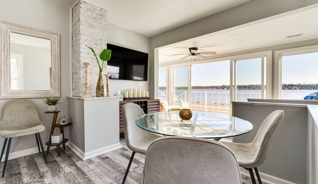 Waterfront Buckeye Lake Home w/Deck & Dock!