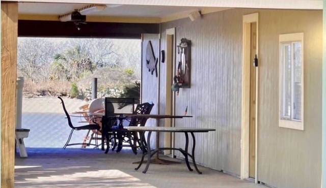 Waterfront Bunkroom sits on the Colorado river.