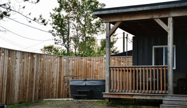 Waterfront Seacan Retreat w/Hot Tub
